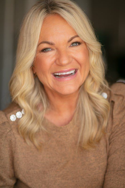 Sandra Bell, American accent dialect coach